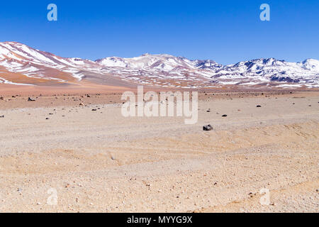 Bolivianischen Landschaft, Salvador Dali Desert View. Schöne Bolivien Stockfoto