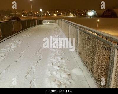 145 52 Norsborg, Schweden. 10. Januar 2015. Schneesturm in Hallunda, Schweden Credit: Kjellric/StockimoNews/Alamy Live-Nachrichten Stockfoto