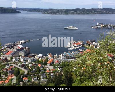 Bergen, Norwegen. 5. Juni 2015. Superyacht Eclipse im Besitz des russischen Chelsea-Besitzers Roman Abramovitsj, Bergen, Norwegen am frühen Dienstag Morgen angekommen und seit dort verankert. Bildnachweis: Arthur Gebuys/StockimoNews/Alamy Live-Nachrichten Stockfoto