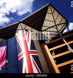 Ascot, Berkshire, UK. 8. August 2015. Shergar Cup, Ascot Rennstrecke, Ascot, UK, 8. August 2015 Credit: Sigalit Kirkpatrick / StockimoNews/Alamy Live News Stockfoto