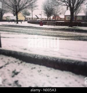 South Pelaw, Chester-le-Straße, County Durham, Großbritannien. 12. Dezember 2015. Ersten Schneefall der Saison in County Durham, Großbritannien Credit: Stuart Renneberg/StockimoNews/Alamy Live-Nachrichten Stockfoto