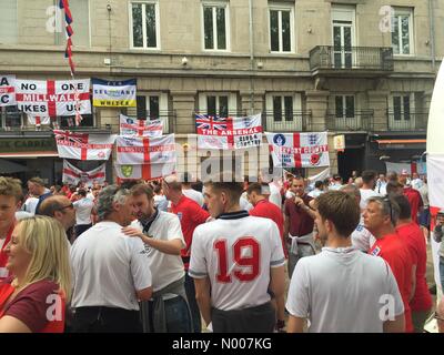 42000 Saint-Étienne, Frankreich. 20. Juni 2016. Englische Fans Saint-Etienne Frankreich Credit: Wanja Bovajo/StockimoNews/Alamy Live News Stockfoto