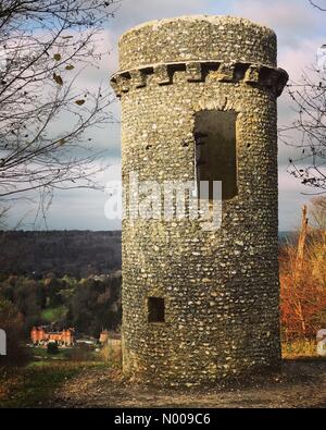 North Downs in der Nähe von Dorking, Surrey, UK. 24. November 2016. UK Wetter: Regen Norden Ostwinde trockene und hellen Bedingungen ans den Home Counties. Box Hill auf den North Downs in der Nähe von Dorking, Surrey. Bildnachweis: Jamesjagger/StockimoNews/Alamy Live-Nachrichten Stockfoto