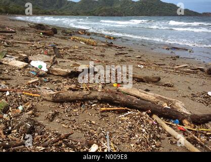 Guanacaste Playa Matapalo, Costa Rica. 27. November 2016. Ablagerungen an den Stränden in Guanacaste Playa Matapalo Costa Rica nach Hurrikan Otto, einen sehr späten Saison Hurrikan, Central America Credit zu schlagen: Anakinscattykin / StockimoNews/Alamy Live News Stockfoto