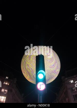 London, Großbritannien. 19. Januar, 2018. 19/01/2018 London UK einige Straßen waren rund um Oxford Circus am Abend für leichte Festival Lumiere London 2018 Credit geschlossen: Emin Ozkan/StockimoNews/Alamy leben Nachrichten Stockfoto