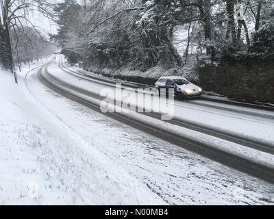 UK Wetter - Schnee in Hereford Hereford Herefordshire - Großbritannien Sonntag, den 18. März 2018 starker Schneefall über Nacht weiterhin bei Tagesanbruch in Hereford Stadt. Stockfoto