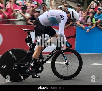 Jerusalem, Israel. 4. Mai, 2018. Chris Froome kam an zweiter Stelle in der heutigen Zeit, in der die 101 Giro d'Italia in Jerusalem Credit: carltonreid/StockimoNews/Alamy leben Nachrichten Stockfoto