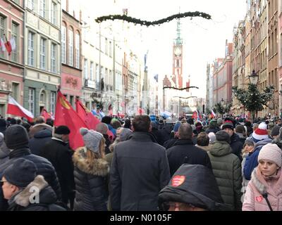 Danzig, Polen, 19. Januar 2019. Beerdigung der Bürgermeister von Danzig, Pawel Ottar, in der mariacka Basilika in Danzig. Die Urne mit der Asche in die Krypta. Credit: Slawomir Kowalewski/StockimoNews/Alamy leben Nachrichten Stockfoto