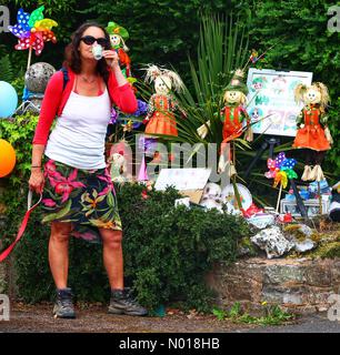 20. East Budleigh Scarecrow Festival im malerischen Dorf East Budleigh, Devon, Großbritannien. 10. Juni 2023. Credit nidpor Credit: Nidpor/StockimoNews/Alamy Live News Stockfoto