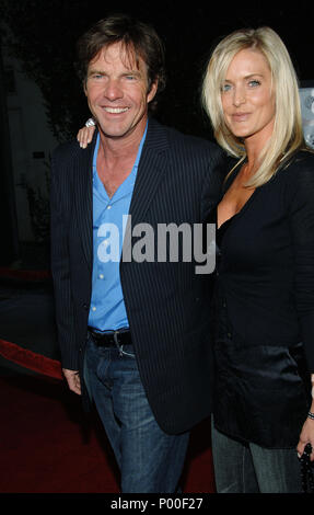 Dennis Quaid und Frau am AMERICAN DREAMZ Premiere Arclight Theater in Los Angeles. 11. April 2006. QuaidDennis Frau 157 Veranstaltung in Hollywood Leben - Kalifornien, Red Carpet Event, USA, Filmindustrie, Prominente, Fotografie, Bestof, Kunst, Kultur und Unterhaltung, prominente Mode, Besten, Hollywood Leben, Event in Hollywood Leben - Kalifornien, Roter Teppich und backstage, Musik Prominente, Topix, Paar, Familie (Mann und Frau) und Kids - Kinder, Brüder und Schwestern anfrage tsuni@Gamma-USA.com, Kredit Tsuni/USA, 2006 bis 2009 Stockfoto