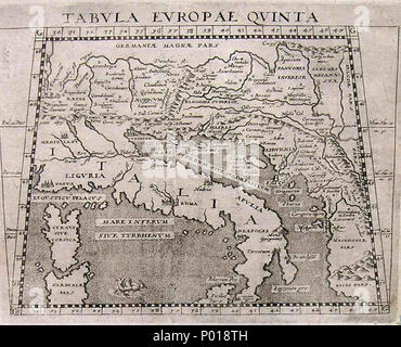 . Latina: Tabula Europae Quinta ex Claudii Ptolemaei Geographia. Englisch: Der 5. Karte von Europa von Ptolemäus Geographie, Darstellung der Römischen Alpen und Pannonien, gestochen von Giovanni Magini. 13,5 × 17 cm. . 1595. Ptolemäus 1 Tabula Europae Quinta Stockfoto