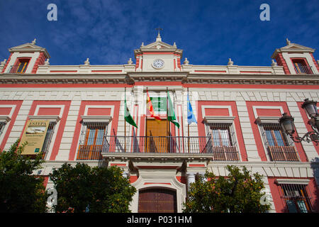 Sevilla, Spanien - November 18,2016: Fassade des Hauses der Provinz Sevilla. Stockfoto