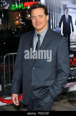 04 Brendan Fraser 04 - ausserordentliche Maßnahmen Premiere auf der Chinese Theatre in Los Angeles. 04 Brendan Fraser 04 Red Carpet Event, Vertikal, USA, Filmindustrie, Prominente, Fotografie, Bestof, Kunst, Kultur und Unterhaltung, Topix Prominente Fashion/Vertikal, Besten, Event in Hollywood Leben - Kalifornien, Roter Teppich und backstage, USA, Film, Stars, Film Stars, TV Stars, Musik, Promis, Fotografie, Bestof, Kunst, Kultur und Unterhaltung, Topix, vertikal, eine Person aus dem Jahr 2010, Anfrage tsuni@Gamma-USA.com - drei Viertel Stockfoto