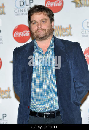 13 Zach Galifianakis 13-Showest Awards 2010 zu Paris Hotel in Las Vegas. 13 Zach Galifianakis 13 Red Carpet Event, Vertikal, USA, Filmindustrie, Prominente, Fotografie, Bestof, Kunst, Kultur und Unterhaltung, Topix Prominente Fashion/Vertikal, Besten, Event in Hollywood Leben - Kalifornien, Roter Teppich und backstage, USA, Film, Stars, Film Stars, TV Stars, Musik, Promis, Fotografie, Bestof, Kunst, Kultur und Unterhaltung, Topix, vertikal, eine Person aus dem Jahr 2010, Anfrage tsuni@Gamma-USA.com - drei Viertel Stockfoto