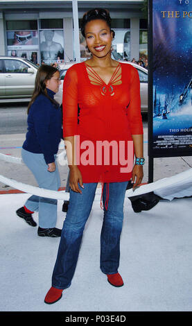 Nona Gaye Ankunft auf dem Polar Express Premiere auf dem Grauman Chinese Theatre in Los Angeles. 11.07.2004. 31 - GayeNona Red Carpet Event, Vertikal, USA, Filmindustrie, Prominente, Fotografie, Bestof, Kunst, Kultur und Unterhaltung, Topix Prominente Fashion/Vertikal, Besten, Event in Hollywood Leben - Kalifornien, Roter Teppich und backstage, USA, Film, Stars, Film Stars, TV Stars, Musik, Promis, Fotografie, Bestof, Kunst, Kultur und Unterhaltung, Topix, vertikal, eine Person aus dem Jahr 2004, Anfrage tsuni@Gamma-USA.com Mode - Volle Länge Stockfoto