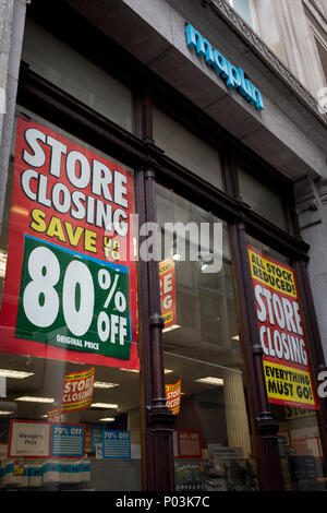 Ein Zweig der bald-zu-nahe Maplin Kette in der Stadt London, der Bezirk der Hauptstadt, am 4. Juni 2018 in London, England. Stockfoto