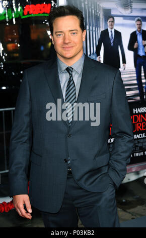 Brendan Fraser 33 - ausserordentliche Maßnahmen Premiere auf der Chinese Theatre in Los Angeles. Brendan Fraser 33 Red Carpet Event, Vertikal, USA, Filmindustrie, Prominente, Fotografie, Bestof, Kunst, Kultur und Unterhaltung, Topix Prominente Fashion/Vertikal, Besten, Event in Hollywood Leben - Kalifornien, Roter Teppich und backstage, USA, Film, Stars, Film Stars, TV Stars, Musik, Promis, Fotografie, Bestof, Kunst, Kultur und Unterhaltung, Topix, vertikal, eine Person aus dem Jahr 2010, Anfrage tsuni@Gamma-USA.com - drei Viertel Stockfoto