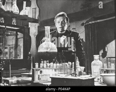 Original Film Titel: ZWEI GESICHTER VON DR. JEKYLL, die. Englischer Titel: Haus des Schreckens. Regisseur: Terence Fisher. Jahr: 1960. Stars: PAUL MASSIE. Credit: HAMMER FILM PRODUCTIONS/Album Stockfoto