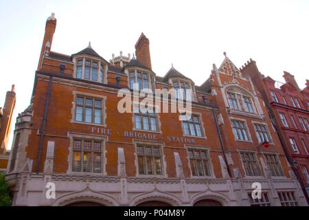 Chiltern Firehouse belegt das denkmalgeschützte Gebäude der ehemaligen Marylebone Fire Station, auch als Manchester Square Fire Station bekannt Stockfoto