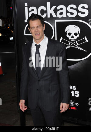 Johnny Knoxville - Jackass 3D-Premiere auf der Chinese Theatre in Los Angeles. Johnny Knoxville 66 Red Carpet Event, Vertikal, USA, Filmindustrie, Prominente, Fotografie, Bestof, Kunst, Kultur und Unterhaltung, Topix Prominente Fashion/Vertikal, Besten, Event in Hollywood Leben - Kalifornien, Roter Teppich und backstage, USA, Film, Stars, Film Stars, TV Stars, Musik, Promis, Fotografie, Bestof, Kunst, Kultur und Unterhaltung, Topix, vertikal, eine Person aus dem Jahr 2010, Anfrage tsuni@Gamma-USA.com - drei Viertel Stockfoto