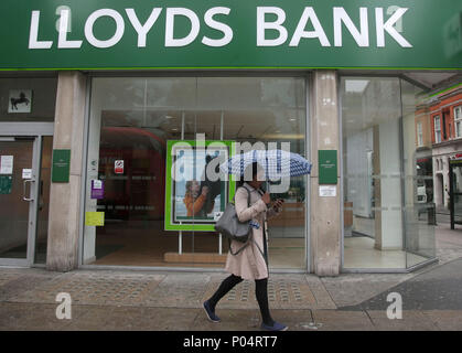Ein Zweig der Lloyds Bank in der Oxford Street in Central London. Stockfoto