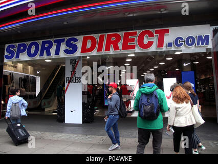 Ein Zweig der Sport direkt in der Oxford Street in Central London. Stockfoto