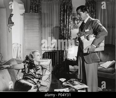 Original Film Titel: Die besten Jahre unseres Lebens. Englischer Titel: Die besten Jahre unseres Lebens. Regisseur: William Wyler. Jahr: 1946. Stars: DANA ANDREWS; Virginia Mayo. Credit: RKO/Album Stockfoto