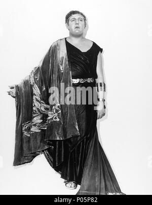 Original Film Titel: DAS ZEICHEN DES KREUZES. Englischer Titel: DAS ZEICHEN DES KREUZES. Regisseur: CECIL B DEMILLE. Jahr: 1932. Stars: NERO; Charles Laughton. Quelle: Paramount Pictures/Album Stockfoto