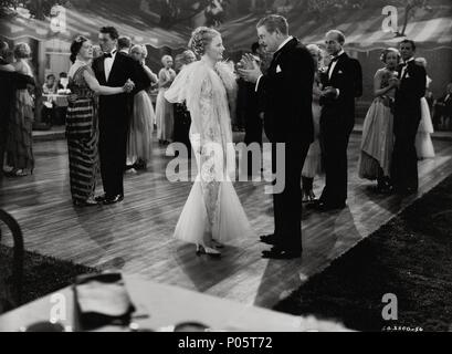 Original Film Titel: STELLA DALLAS. Englischer Titel: STELLA DALLAS. Film Regie: KING VIDOR. Jahr: 1937. Stars: ALAN HALE; Barbara Stanwyck. Quelle: UNITED ARTISTS/Album Stockfoto