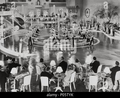 Original Film Titel: TOP HAT. Englischer Titel: TOP HAT. Regisseur: MARK SANDRICH. Jahr: 1935. Stars: Ginger Rogers und Fred Astaire. Credit: RKO/Album Stockfoto