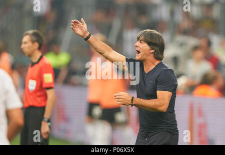 Leverkusen, Deutschland. 8 Jun, 2018. Deutschland - Saudi-Arabien, Fußball, Leverkusen, Juni 08, 2018 DFB Lambda Joachim Jogi Löw, Löw, Deutschland - SAUDI ARABIEN Freundschaftsspiel, deutscher Fußball-Nationalteam, DFB, Saison 2017/2018, Juni 08, 2018 in Leverkusen, Deutschland. Foto: MAGICS/Peter Schatz Credit: Peter Schatz/Alamy leben Nachrichten Stockfoto