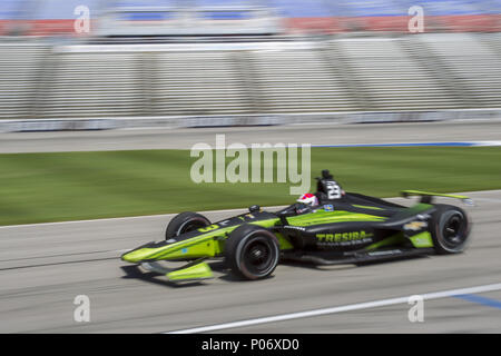 Fort Worth, Texas, USA. 8. Juni 2018. CARLOZ MUNOZ (29) nimmt zu dem Titel für die DXC-Technologie 600 an der Texas Motor Speedway in Fort Worth, Texas zu üben. Credit: Justin R. Noe Asp Inc/ASP/ZUMA Draht/Alamy leben Nachrichten Stockfoto