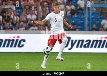 Poznan, Polen. 8. Juni 2018. Internationaler Fußball-Freundschaftsspiel: Polen v Chile 2:2. In aktion Jan Bednarek © Piotr Dziurman/Alamy leben Nachrichten Stockfoto