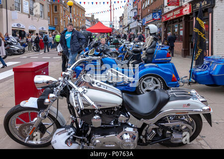 Daventry, Northamptonshire, Großbritannien. 9. Juni 2018 Motorrad Festival. Live Musik, Straßentheater, Stände und von vielen Bikes! In und um die Innenstadt. Credit: Keith J Smith./Alamy Live Stockfoto