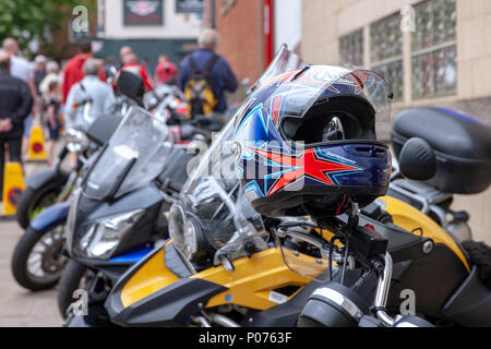 Daventry, Northamptonshire, Großbritannien. 9. Juni 2018 Motorrad Festival. Live Musik, Straßentheater, Stände und von vielen Bikes! In und um die Innenstadt. Credit: Keith J Smith./Alamy Live Stockfoto