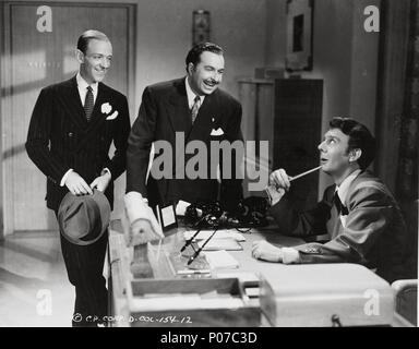 Original Film Titel: sie war nie schöner. Englischer Titel: sie war nie schöner. Regisseur: William A. SEITER. Jahr: 1942. Stars: Xavier Cugat; Fred Astaire. Quelle: Columbia Pictures/Album Stockfoto