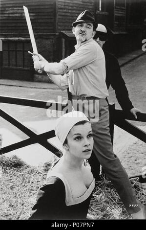 Original Film Titel: ANNE DER TAUSEND TAGE. Englischer Titel: ANNE DER TAUSEND TAGE. Regisseur: CHARLES JARROTT. Jahr: 1969. Stars: Anna Boleyn; GENEVIEVE BUJOLD; CHARLES JARROTT. Quelle: UNIVERSAL PICTURES/Album Stockfoto