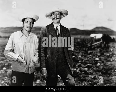 Original Film Titel: ASI ES MI TIERRA!. Englischer Titel: WIE IST MEIN LAND. Regisseur: ARCADY BOYTLER. Jahr: 1937. Stars: CANTINFLAS. Credit: CISA/Album Stockfoto