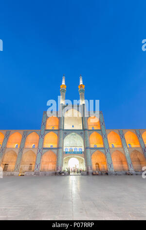 Amir Chakhmaq Komplex in der Abenddämmerung, Yazd, Iran Stockfoto