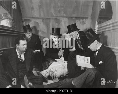 Original Film Titel: Ball von Feuer. Englischer Titel: Ball von Feuer. Regisseur: Howard Hawks. Jahr: 1941. Stars: OSCAR HOMOLKA; Gary Cooper; S. Z. SAKALL; DAN DURYEA. Credit: RKO/Samuel Goldwyn/Album Stockfoto