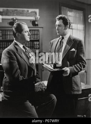 Original Film Titel: Jungen in Braun. Englischer Titel: Jungen in Braun. Regisseur: MONTGOMERY TULLY. Jahr: 1949. Stars: Jack (Schauspieler) Warner. Credit: GAINSBOROUGH FILME/Album Stockfoto