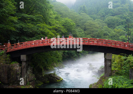 Nikko, Japan - 23. Juli 2017: Shinkyo Brücke im Sommer in Nikko, Tochigi, Japan Stockfoto