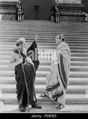 Original Film Titel: CLEOPATRA. Englischer Titel: CLEOPATRA. Regisseur: CECIL B DEMILLE. Jahr: 1934. Stars: Gajus Julius Caesar; WARREN WILLIAM. Quelle: Paramount Pictures/Album Stockfoto