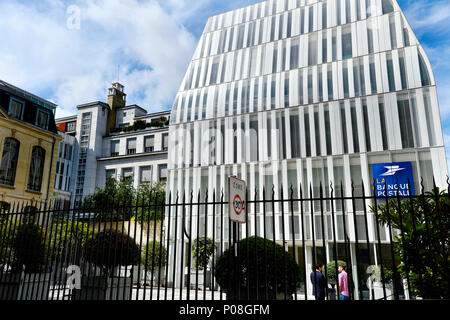 Die Postbank - Rue de Vaugirard, Paris Stockfoto