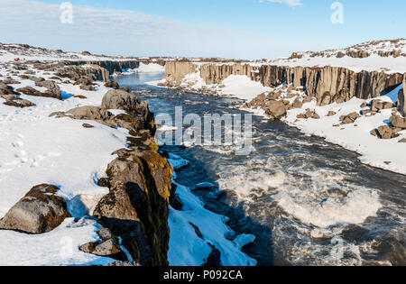 Jökulsá á Fjöllum Fluss in Selfoss, im Winter, Schlucht, North Island, Island Stockfoto