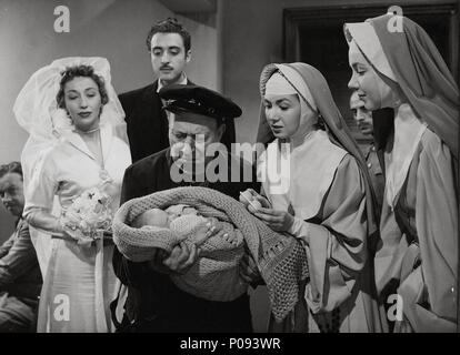 Original Film Titel: UN DIA PERDIDO. Englischer Titel: UN DIA PERDIDO. Regisseur: JOSE MARIA FORQUE. Jahr: 1954. Stars: ELVIRA QUINTILLA; JOSE ISBERT; ANTONIO OZORES; MARIA DULCE. Credit: ESTELA FILME, S.A./Album Stockfoto