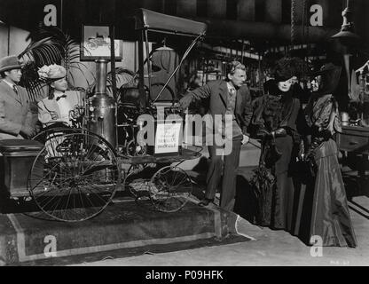 Original Film Titel: Der prächtige AMBERSONS. Englischer Titel: The MAGNIFICENT AMBERSONS. Regisseur: Orson Welles. Jahr: 1942. Stars: DOLORES COSTELLO; AGNES MOOREHEAD; Joseph Cotten; ANNE BAXTER; TIM HOLT. Credit: RKO/Album Stockfoto