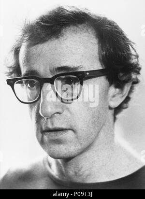 Original Film Titel: MANHATTAN. Englischer Titel: MANHATTAN. Regisseur: WOODY ALLEN. Jahr: 1979. Stars: WOODY ALLEN. Quelle: UNITED ARTISTS/Album Stockfoto