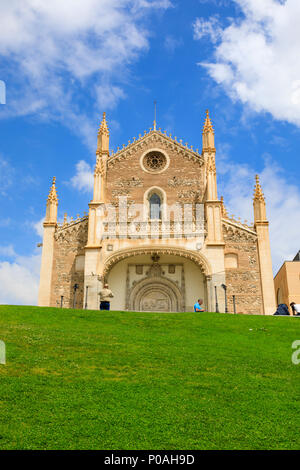 Römisch-katholische Kirche von San Jerónimo el Real, Hl. Hieronymus die Royal, Calle Fotogeschenke, Madrid, Spanien. Mai 2018 Stockfoto