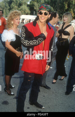 UNIVERSAL CITY, CA - 05. SEPTEMBER: Sänger Gerardo nimmt an der achten jährlichen MTV Video Music Awards am 5. September 1991 bei Universal Amphitheater in Universal City, Kalifornien. Foto von Barry King/Alamy Stock Foto Stockfoto